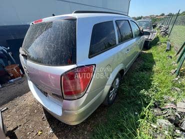 desna zadnja vrata za Opel Astra H od 2004. do 2012. god.