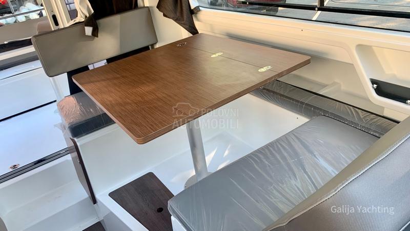 Beneteau Antares 8 V2