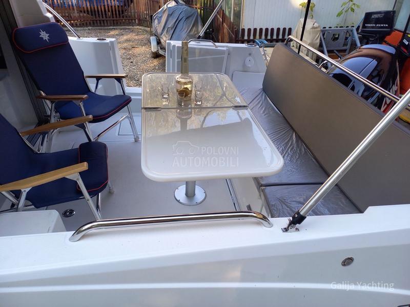 Beneteau Antares 8 V2