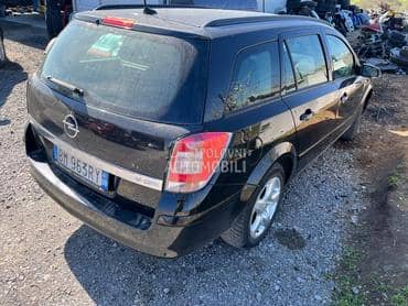 desna zadnja vrata za Opel Astra H od 2004. do 2012. god.