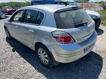 leva zadnja vrata za Opel Astra H od 2004. do 2012. god.