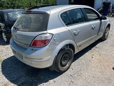 desna zadnja vrata za Opel Astra H od 2004. do 2012. god.