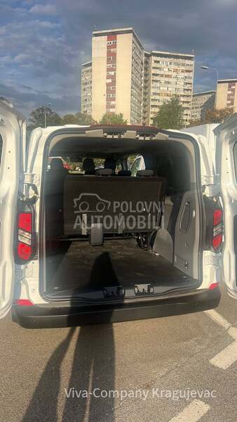 Ford Transit CUSTOM KOMBI 9 SEDIŠTA