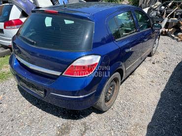 desna zadnja vrata za Opel Astra H od 2004. do 2012. god.