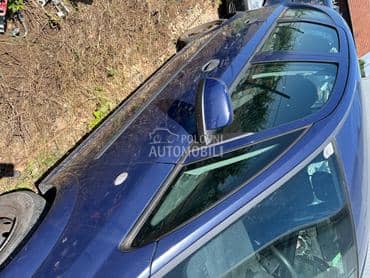 desni retrovizor za Opel Meriva od 2003. do 2010. god.