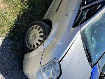 desno krilo za Opel Meriva od 2003. do 2010. god.