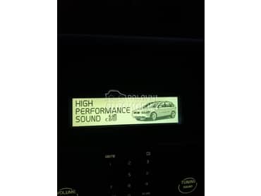 Ekran na instrument tabli za Volvo V50