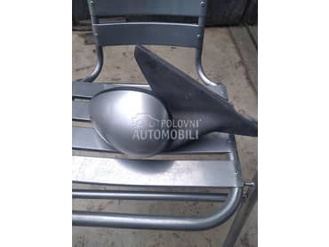 Alfa Romeo 147 -  kompletan auto u delovima