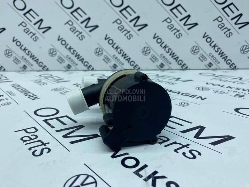 Pomocna vodena pumpa