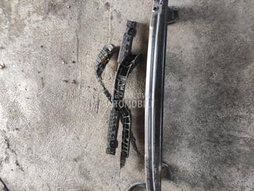 nosaci greda zadnjeg branika za Volkswagen Passat B7 od 2011. do 2015. god.