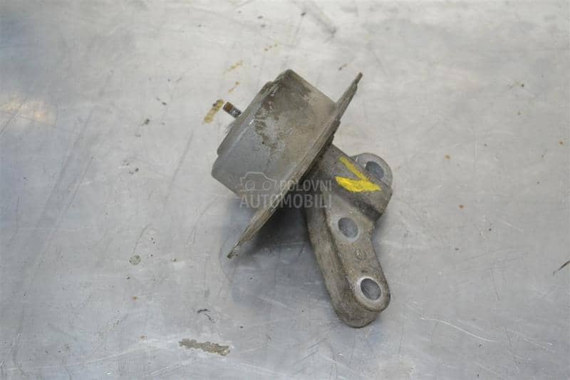 Nosač motora 1.7 1.9 2.0 CDTI