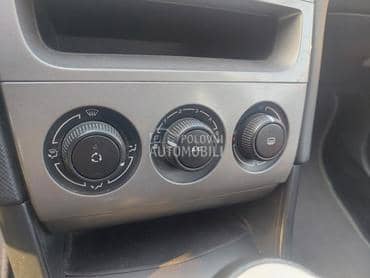 Komande, prekidači i tasteri za Peugeot 308