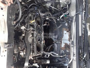 Toyota Avensis -  kompletan auto u delovima