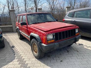 Jeep Cherokee -  kompletan auto u delovima