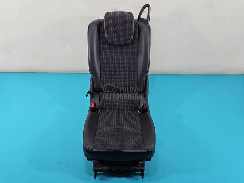 Sedište 1.9 1.5 dCi