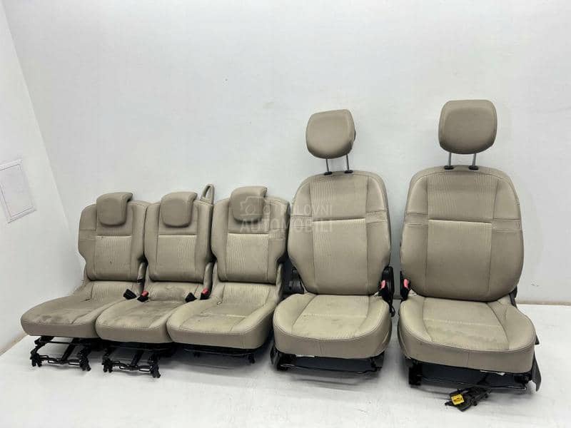 Sedište 1.9 1.5 dCi