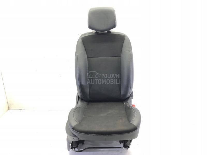 Sedište 1.9 1.5 dCi