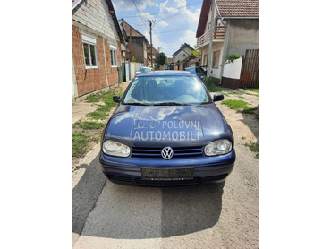 Volkswagen Golf 4 -  kompletan auto u delovima