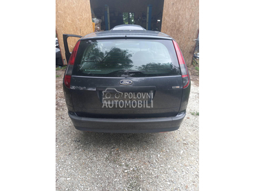 branik zadnji karavan za Ford Focus od 2005. do 2007. god.