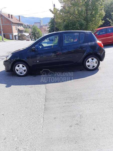Renault Clio 1.5DCI 2009. god. -  kompletan auto u delovima