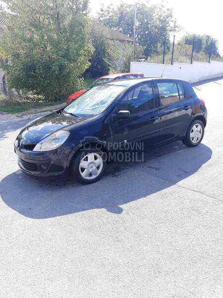 Renault Clio 1.5DCI 2009. god. -  kompletan auto u delovima