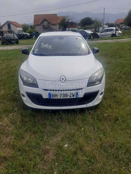 Renault Megane 1.5dci 2012. god. -  kompletan auto u delovima