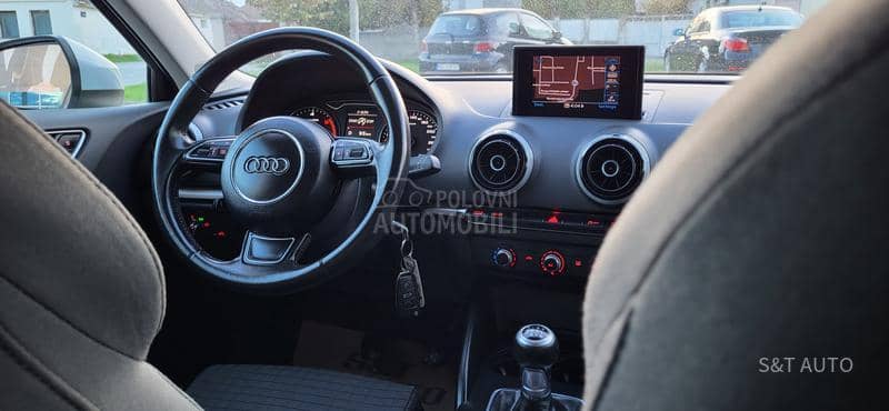 Audi A3 1.6TDI N.A.V/LED/XEN