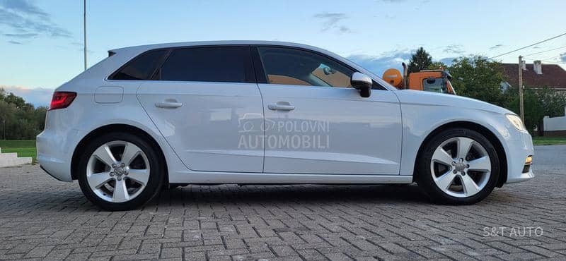 Audi A3 1.6TDI N.A.V/LED/XEN