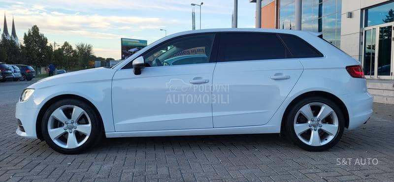 Audi A3 1.6TDI N.A.V/LED/XEN
