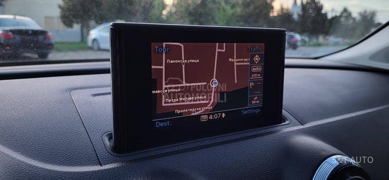 Audi A3 1.6TDI N.A.V/LED/XEN