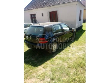 Polovni orig delovi za Volkswagen Bora, Golf 4 od 2001. do 2005. god.
