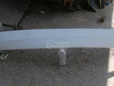 Srednja lajsna zadnjeg branika za Volkswagen Golf 3 od 1992. do 1998. god.