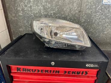 Desni Far za Škoda Fabia