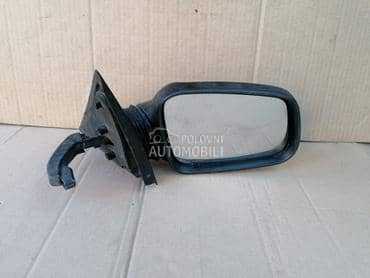 142.Suvozacev,desni retrovizor za Rover 214