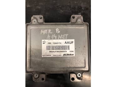 motorni računar E83 AAUF za Opel Meriva od 2010. do 2016. god.