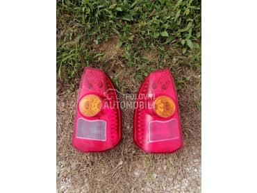 Stop svetla za Mitsubishi Space Star od 2000. do 2004. god.