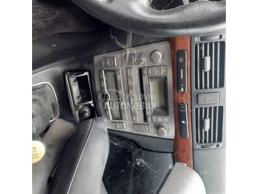 Toyota Avensis -  kompletan auto u delovima