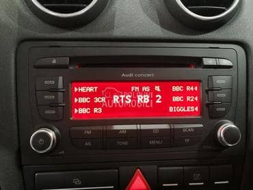 Fabrički radio CD za Audi A3