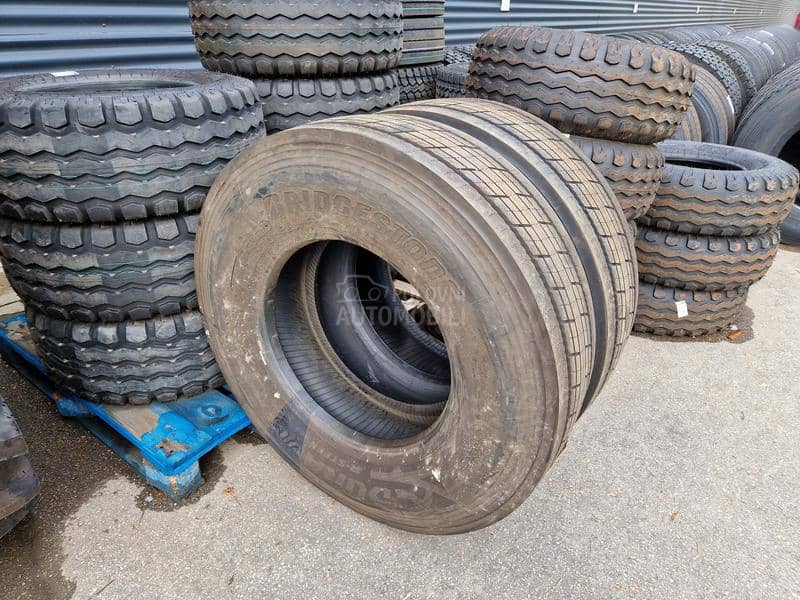 Bridgestone 315/80 R22.5 Sve sezone