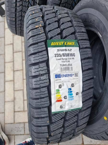 Westlake 235/65 R16 Zimska