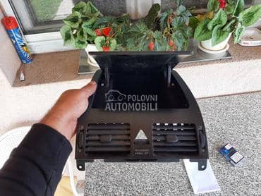 resetke ventilacije za Volkswagen Touran