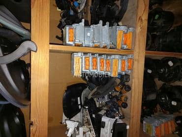 Air beg i centrale za Peugeot 206, 207