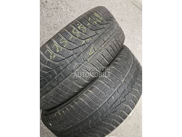 Hankook 225/55 R18 Zimska