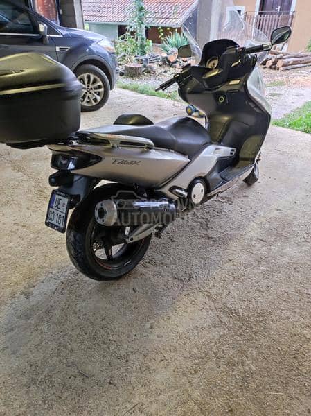Yamaha tmax