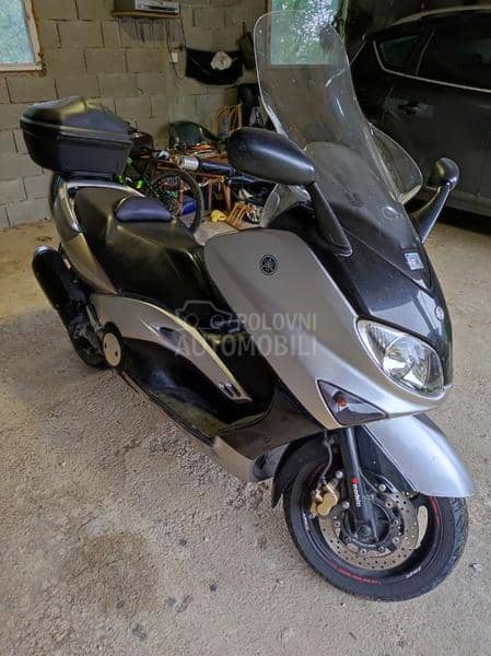 Yamaha tmax