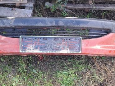prednji branik narandzasti za Peugeot 206