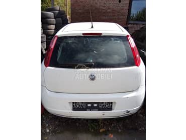 Zadnji branik za Fiat Grande Punto od 2004. do 2012. god.