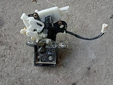 Električna brava za gepek vrat za Mazda 3 od 2003. do 2009. god.