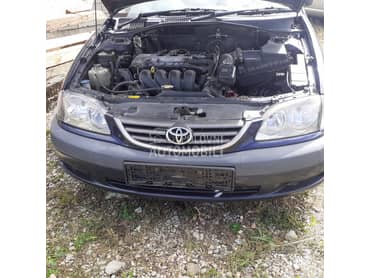 Toyota Avensis -  kompletan auto u delovima