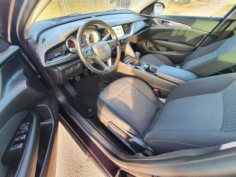 Opel Insignia 1.6 D SW